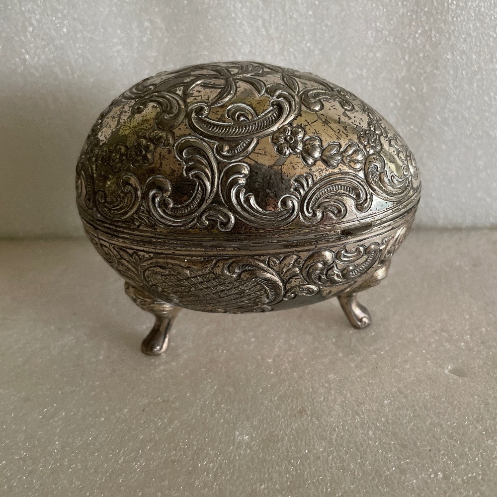 Antique Jewelry Egg Box